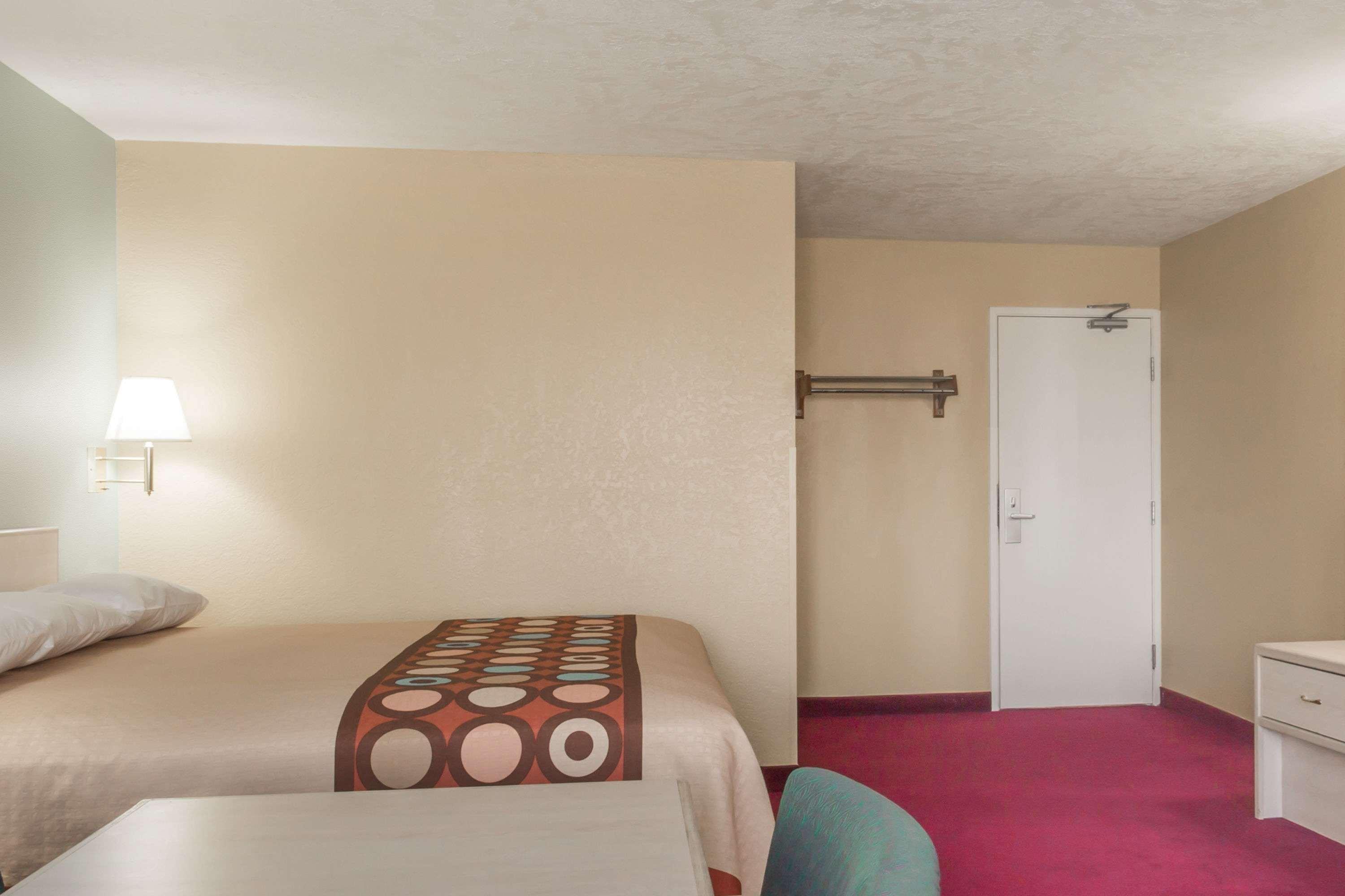 Super 8 By Wyndham Nephi Exterior foto