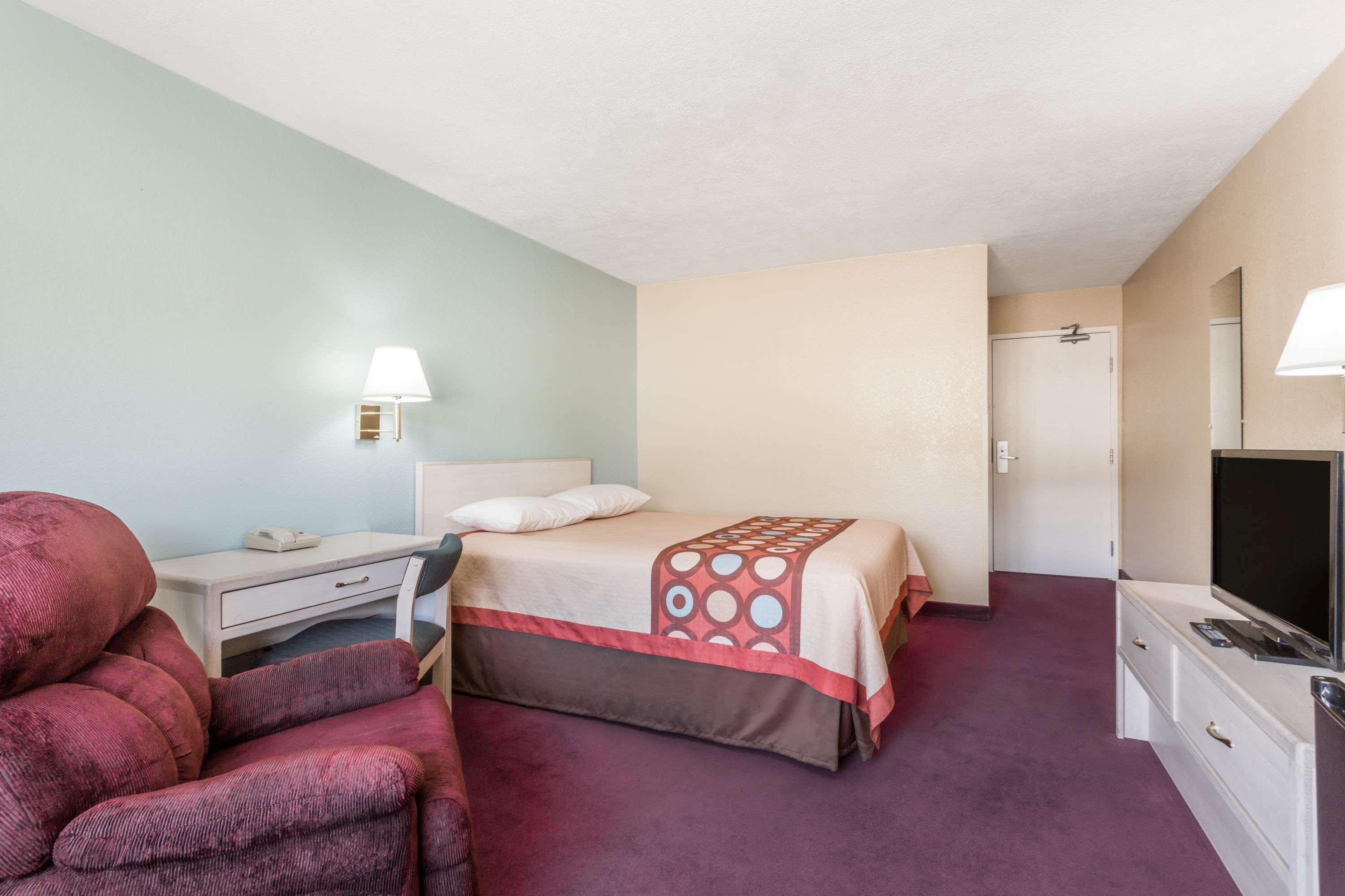 Super 8 By Wyndham Nephi Exterior foto
